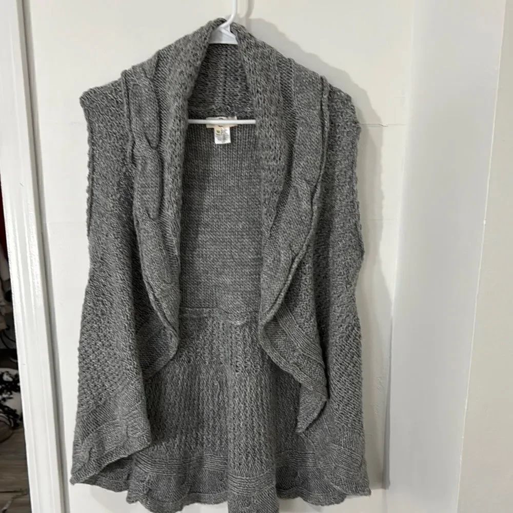 Entro Gray Women's Sweater Vest